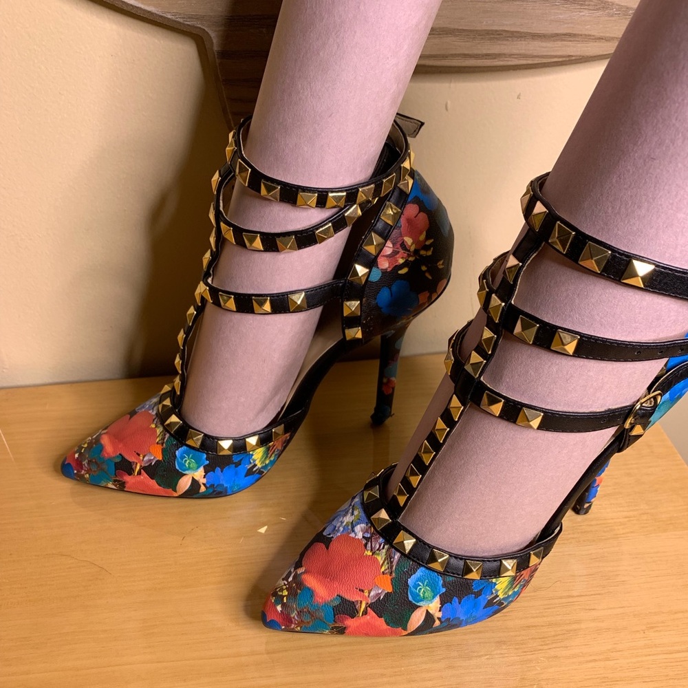 WildDiva floral print heels